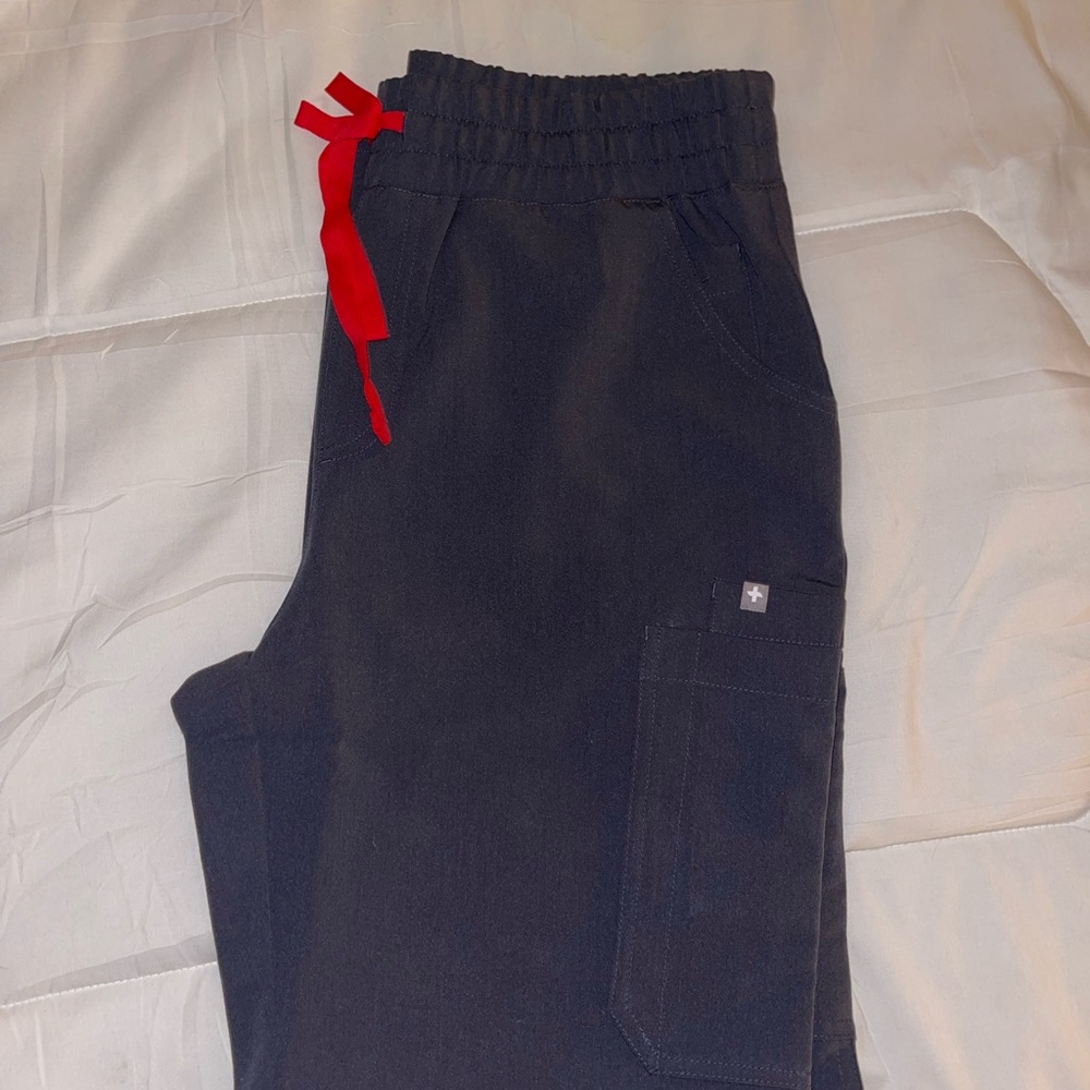 NWT Figs High-Waisted Yolas medium TALL